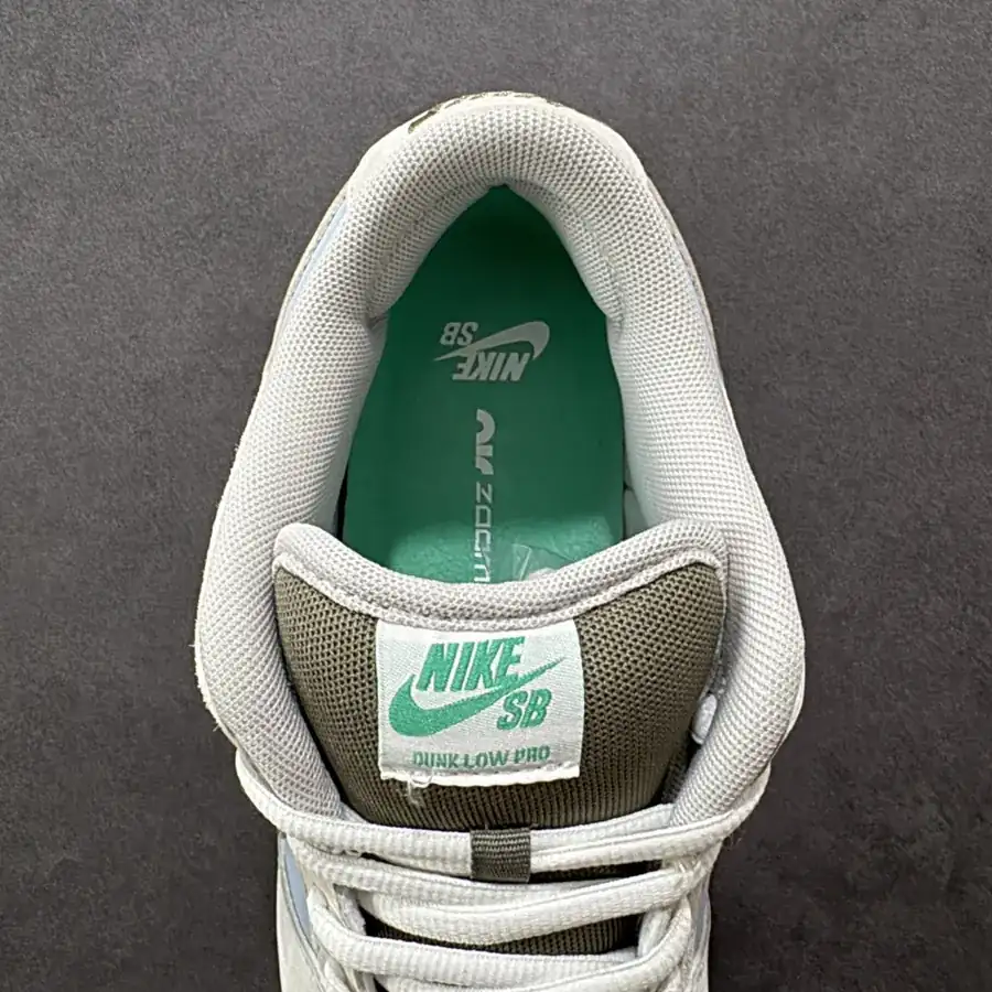 Nike Dunk SB Low Ice Peach Boy Low Sneaker
