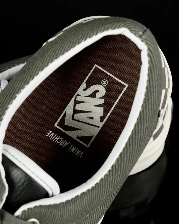 VAINL ARCHIVE x Vans Era Limited Edition Sneaker