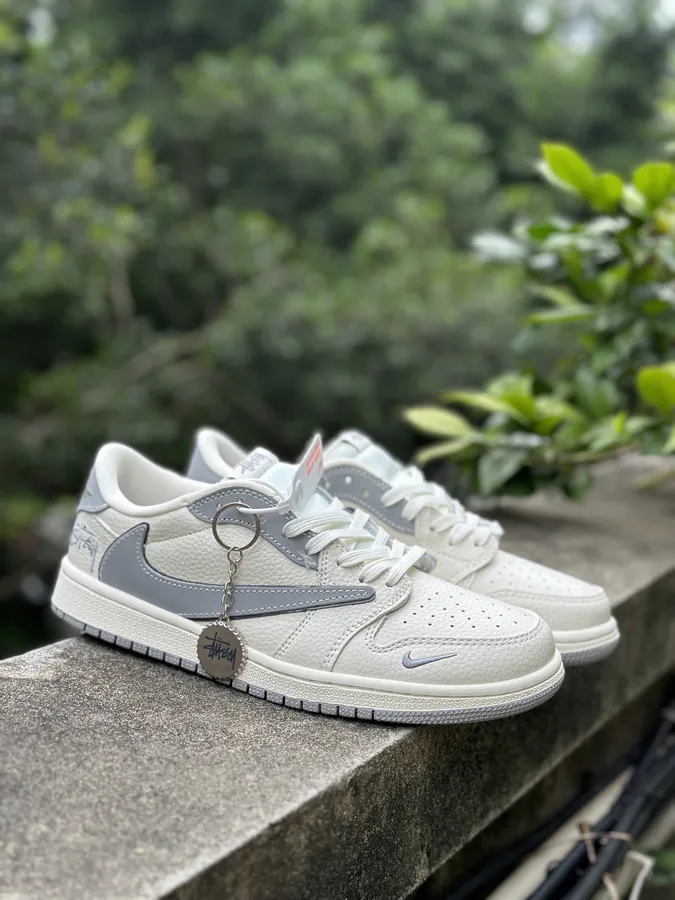 Air Jordan 1 Low OG AJ1 Reverse Swoosh Basketball Sneakers