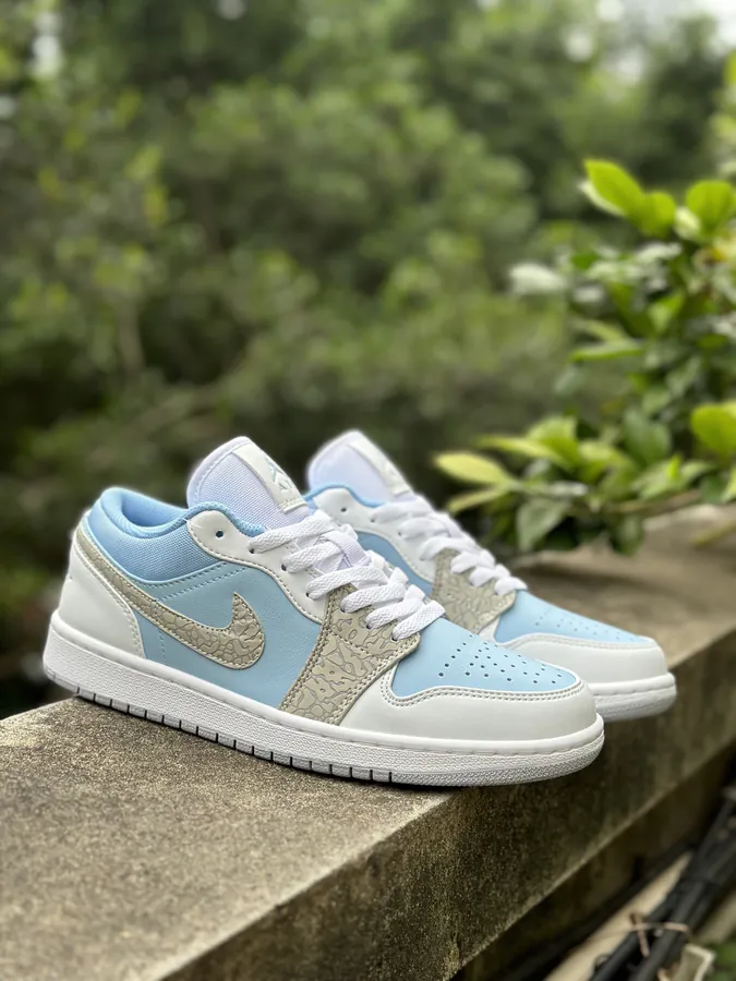 Air Jordan 1 Low White Blue