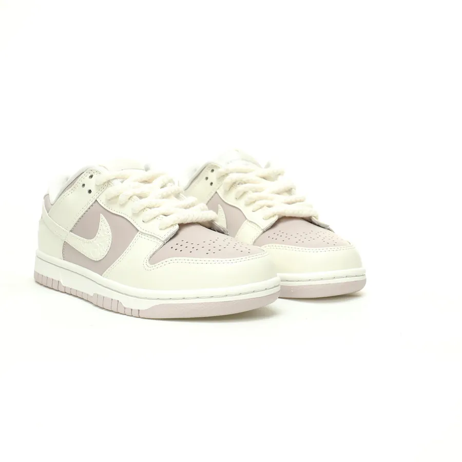Nike SB Dunk Low Platinum Violet Narrow Toe, EVA Insole, Grained Calfskin