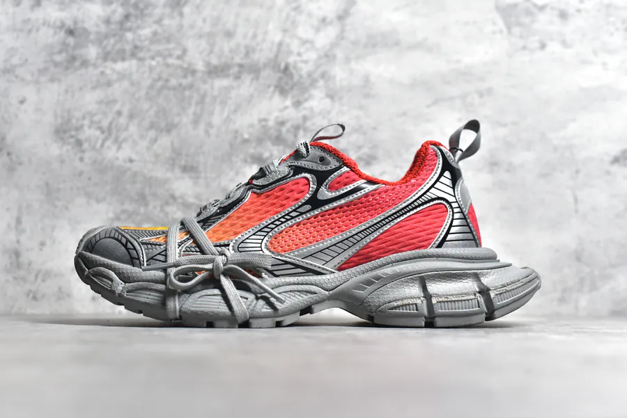 BALENCIAGA 3XL Sneakers Vintage Style