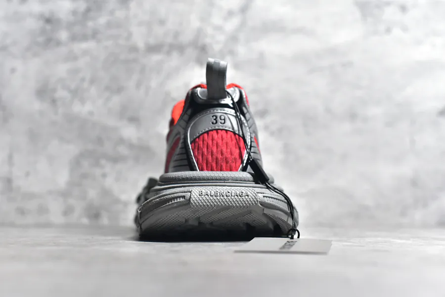 BALENCIAGA 3XL Sneakers Vintage Style