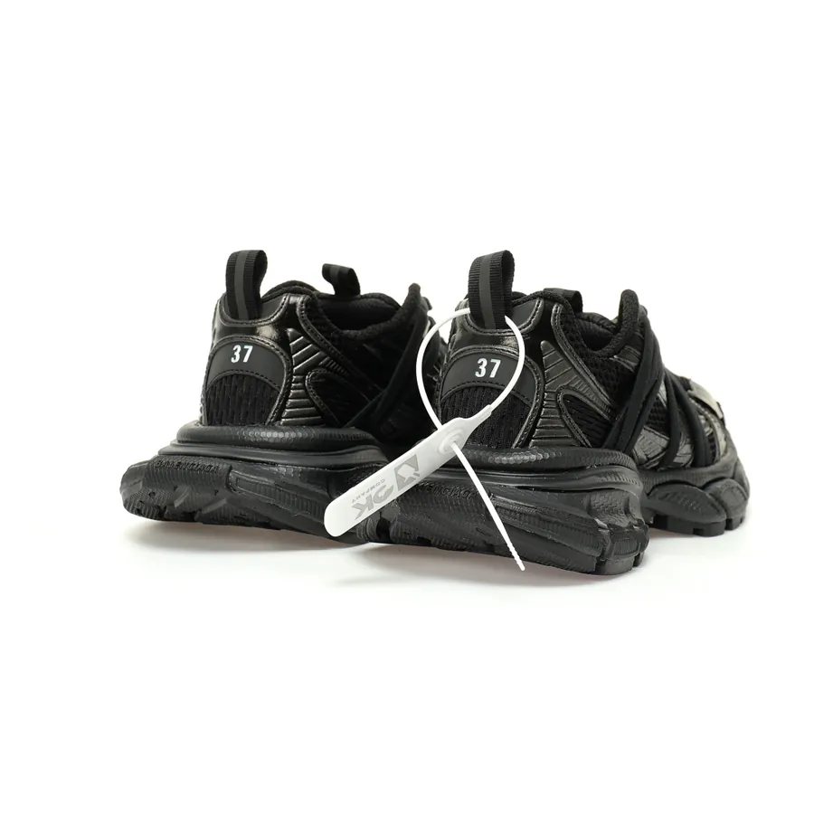 Balenciaga 3XL Sneakers Retro Wide Sole, Meticulous Handcraft