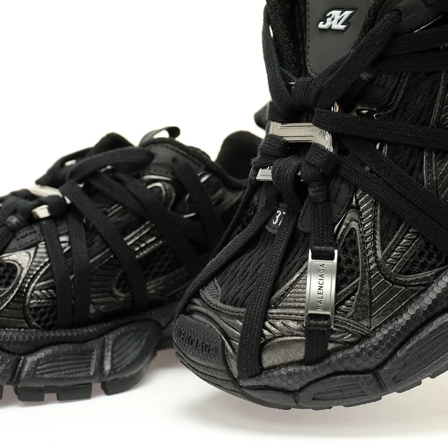 Balenciaga 3XL Sneakers Retro Wide Sole, Meticulous Handcraft
