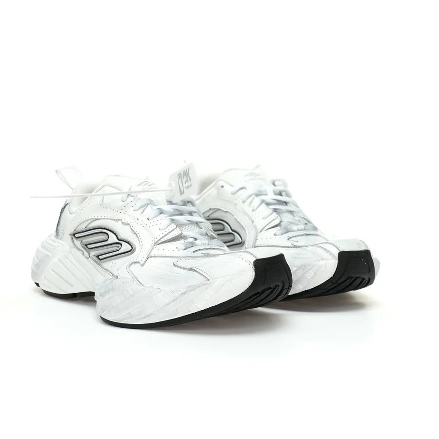 BALENCIAGA Monday Sneaker Vintage Style, Daily Commute