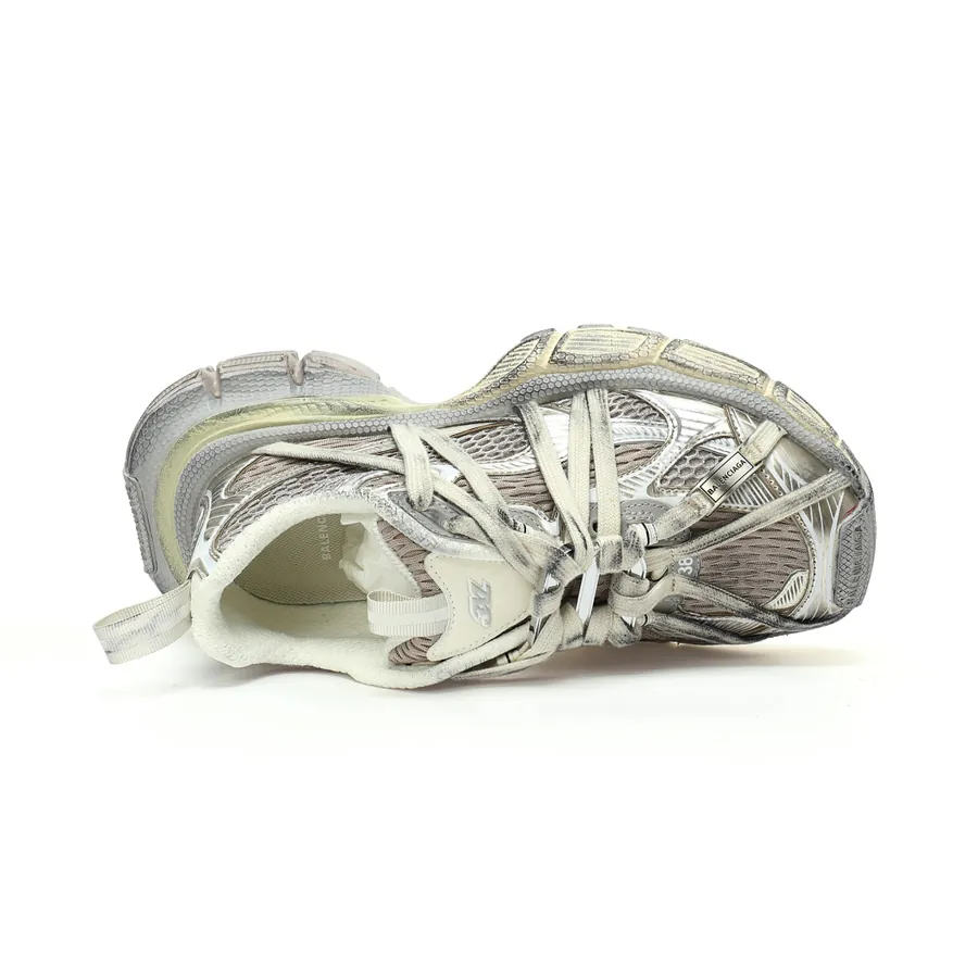 Balenciaga 3XL Sneakers Vintage Style, Retro Design, Meticulous Handcraft