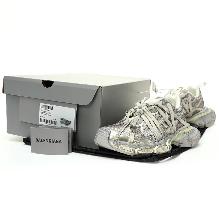 Balenciaga 3XL Sneakers Vintage Style, Retro Design, Meticulous Handcraft