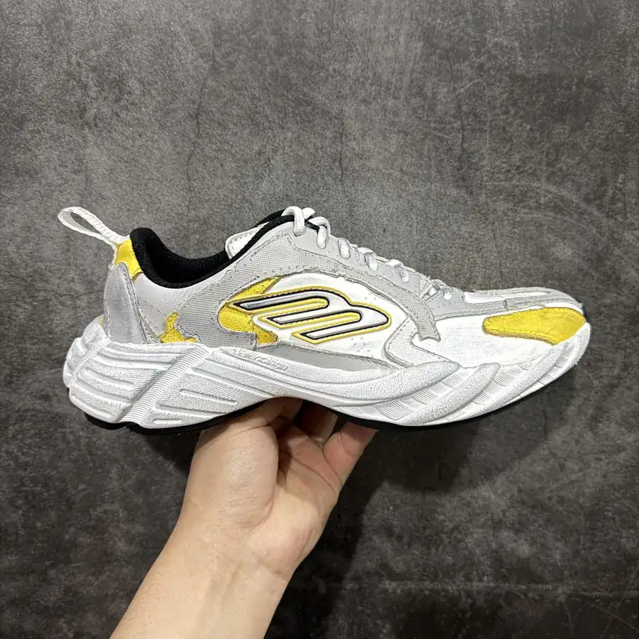 Balenciaga 16th Generation MONDAY in Gray Yellow