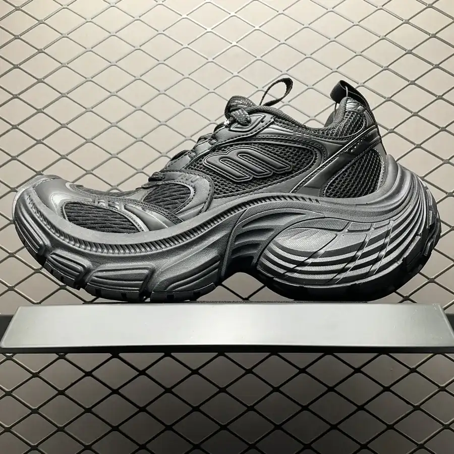 Balenciaga 10XL Vintage Dad Sneakers