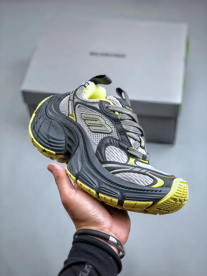 BALENCIAGA Cargo Sneaker 10XL