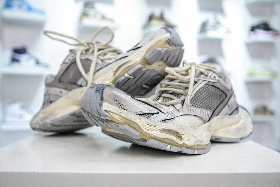 BALENCIAGA Stapler Sneakers 10XL Size, Silver Grey Color