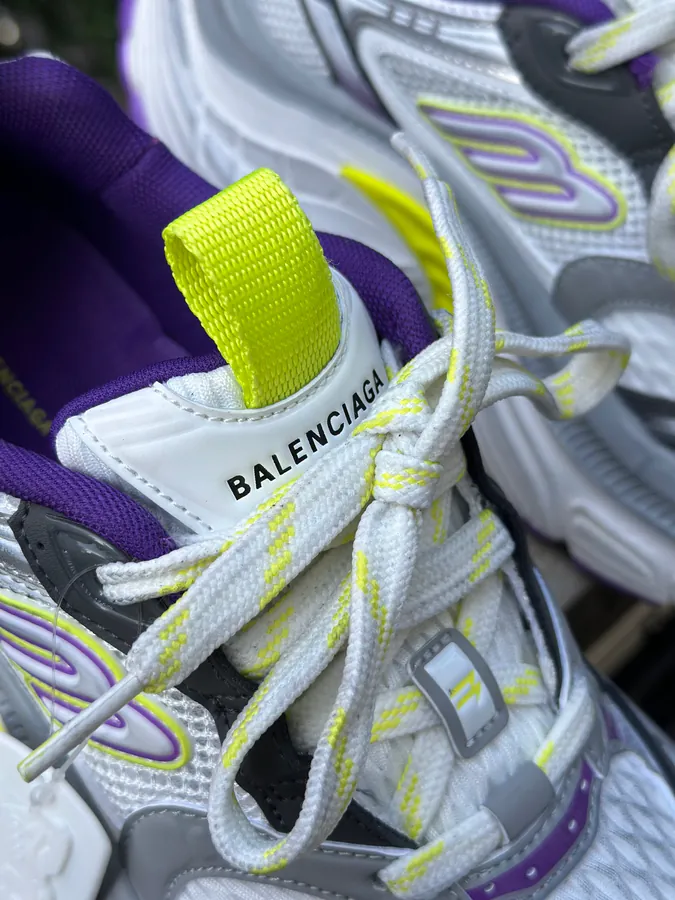 Balenciaga Paris 10XL Round Toe Buckle Low Top Lifestyle Sneakers