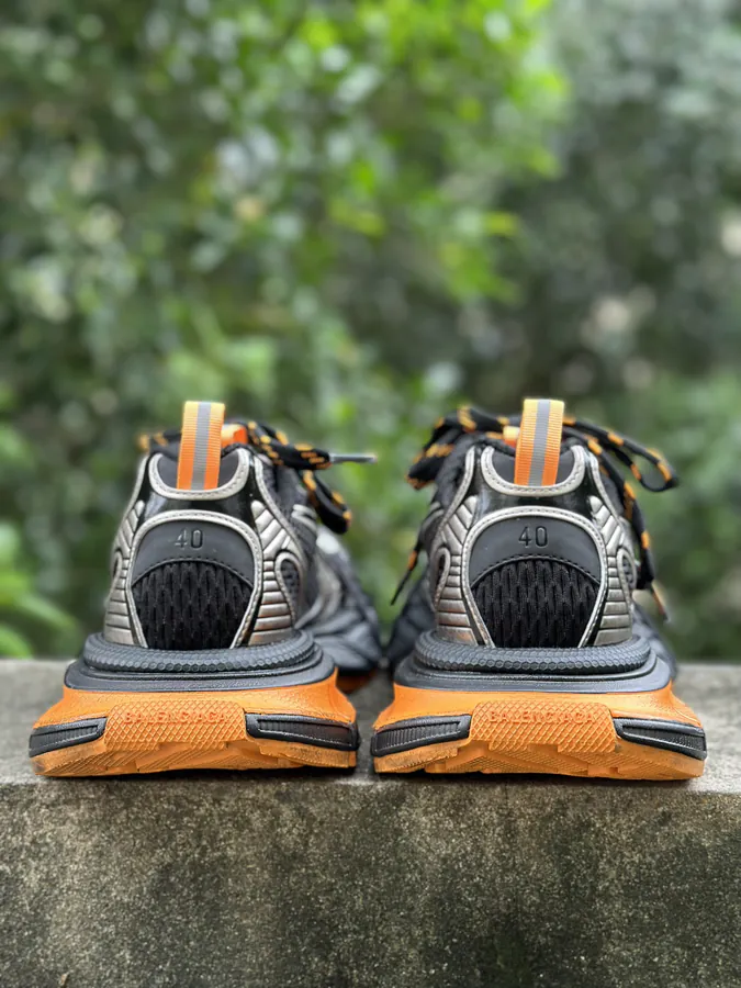 BALENCIAGA 3XL Sneakers