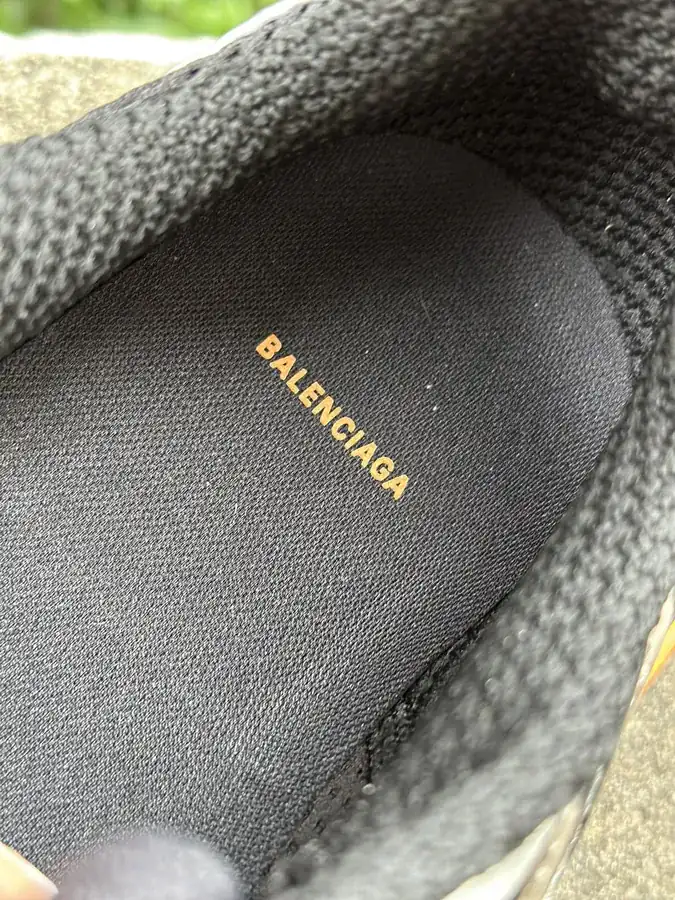 BALENCIAGA 3XL Sneakers