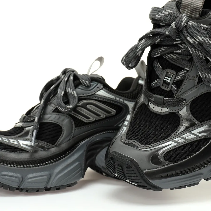 BALENCIAGA Cargo Sneaker 10XL Oversized Thick Sole