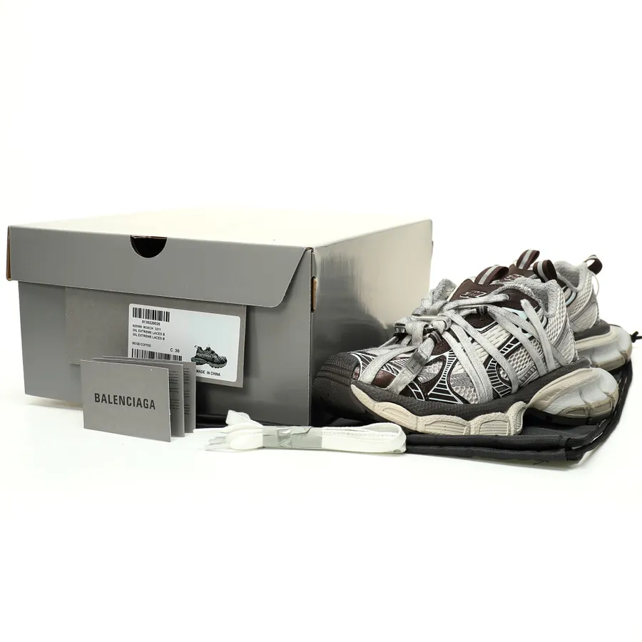 Balenciaga 3XL Sneakers Vintage Style, Retro Design, Lightweight Comfort