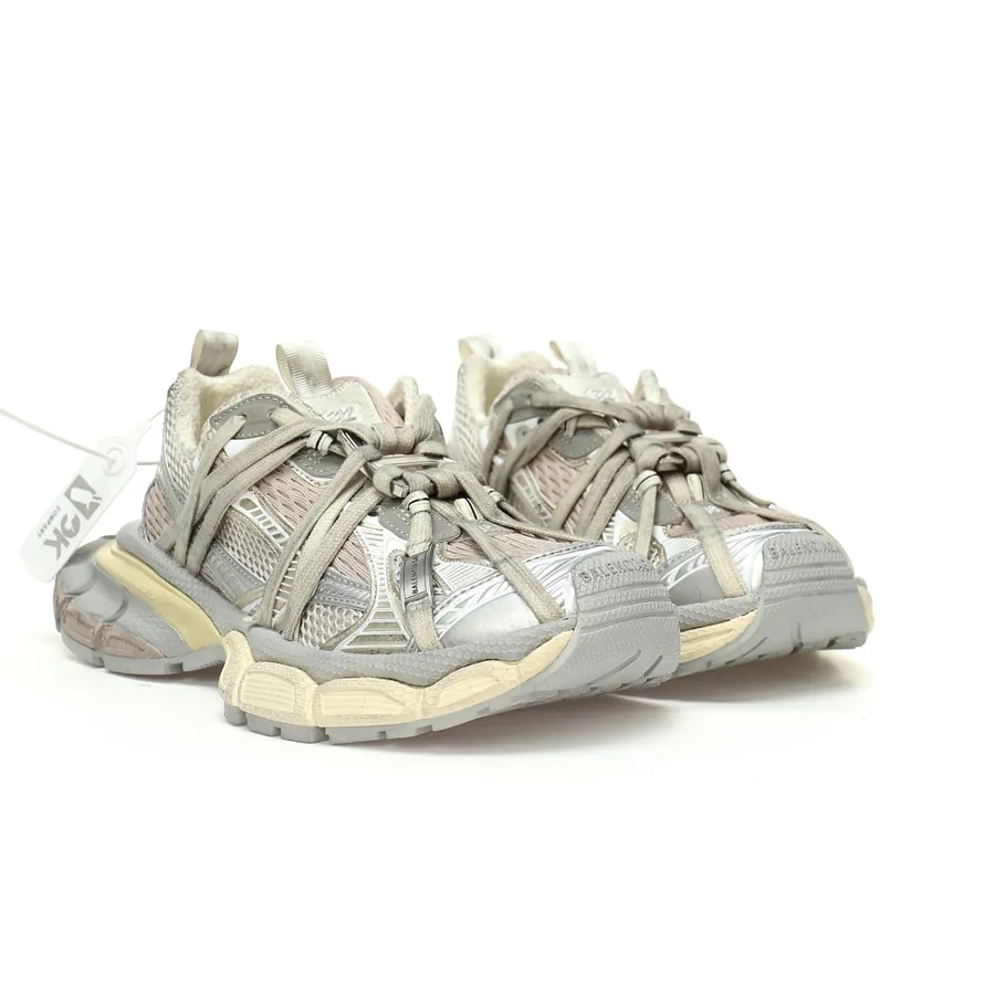 Balenciaga 3XL Sneakers Vintage Style, Retro Design