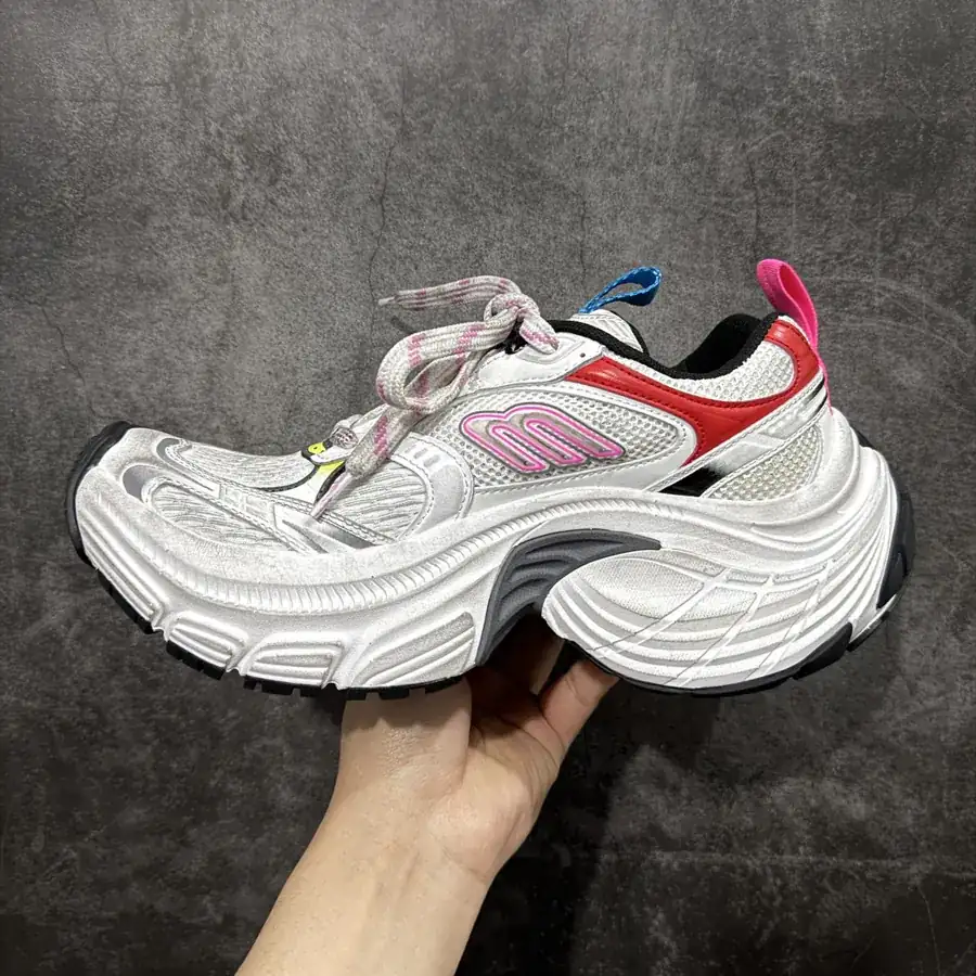 BALENCIAGA 6XL Sneakers Vintage Style, Meticulous Handcraft