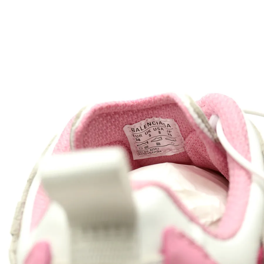 BALENCIAGA Monday Sneaker Vintage Style, Daily Commute, Meticulous Handcraft