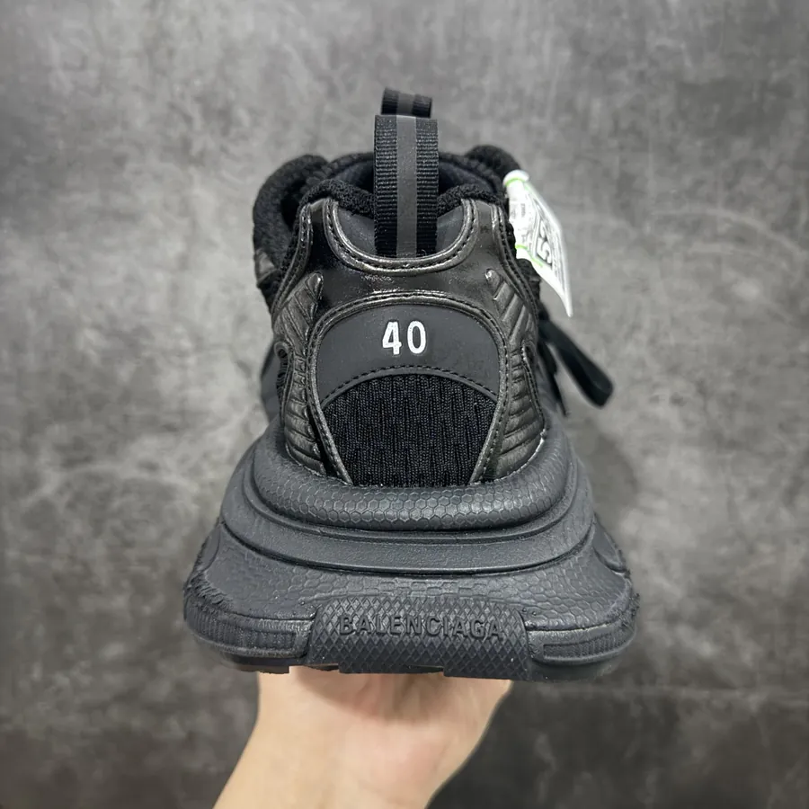 BALENCIAGA 3XL Sneakers Parisian Vintage Style