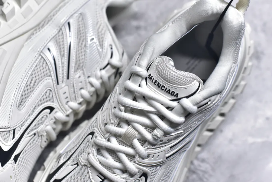 Balenciaga Defender Low Top White