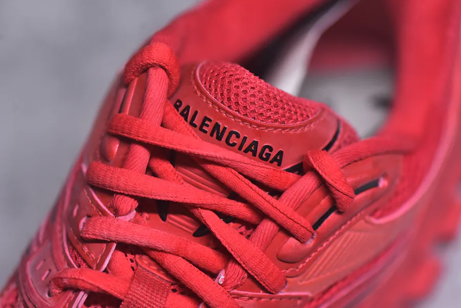 Balenciaga Defender Low Top White, Vintage Washed, Oversized Sneaker