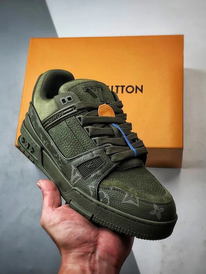 LV Trainer Series Board Shoes in Green