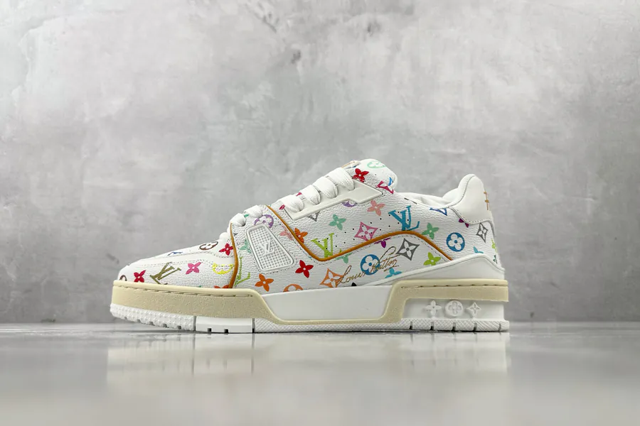 LOUIS VUITTON Trainer White