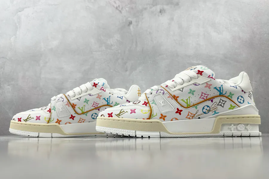 LOUIS VUITTON Trainer White
