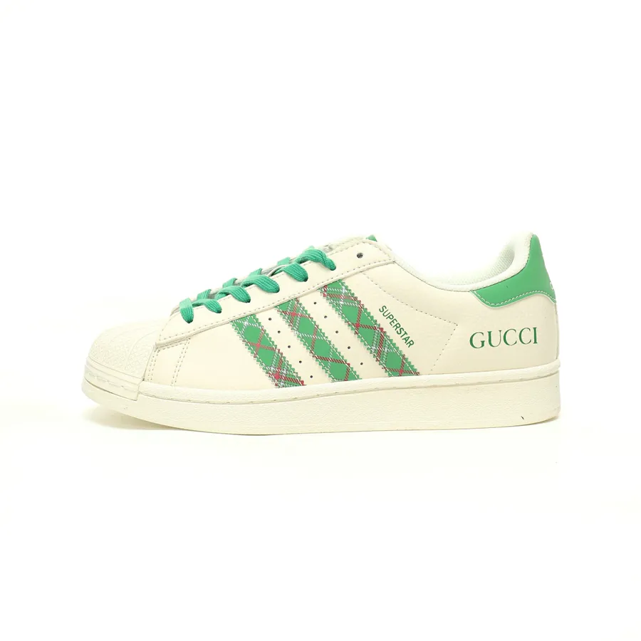 Esquisite Originals Superstar Bucket Shoe Classic Shell Head Series