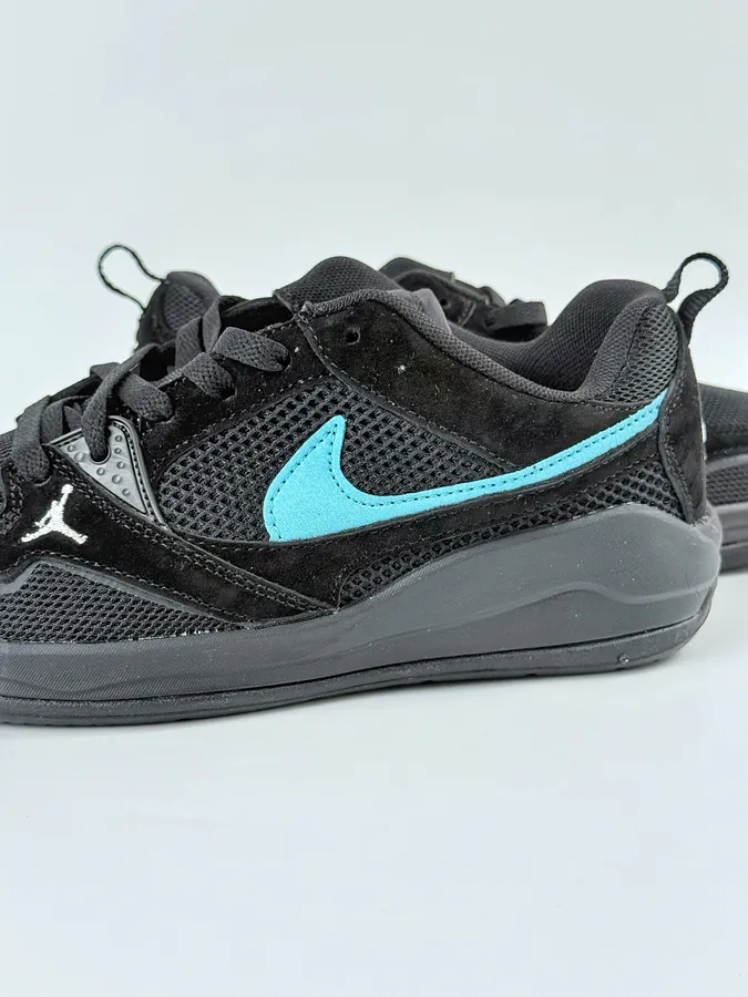 Jordan NK Air Jordan CMFT Era Retro Sneaker