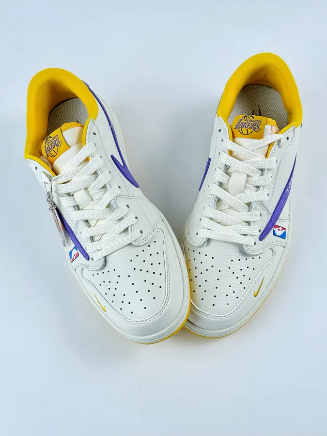 Travis Scott x Nike Air Jordan 1 Low x Los Angeles