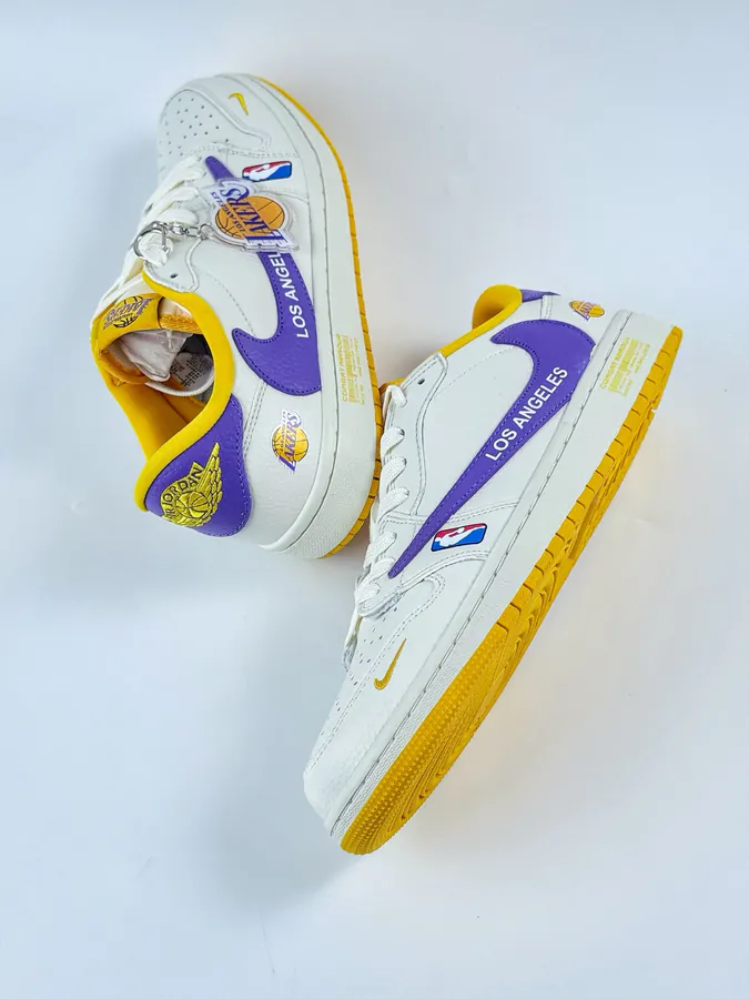 Travis Scott x Nike Air Jordan 1 Low x Los Angeles