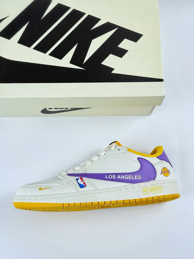 Travis Scott x Nike Air Jordan 1 Low x Los Angeles