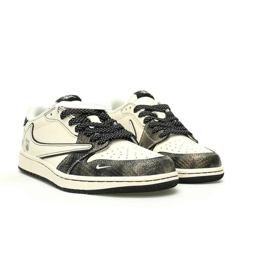X Travis Scott x Air 1 Low OG Snake Print Sneaker