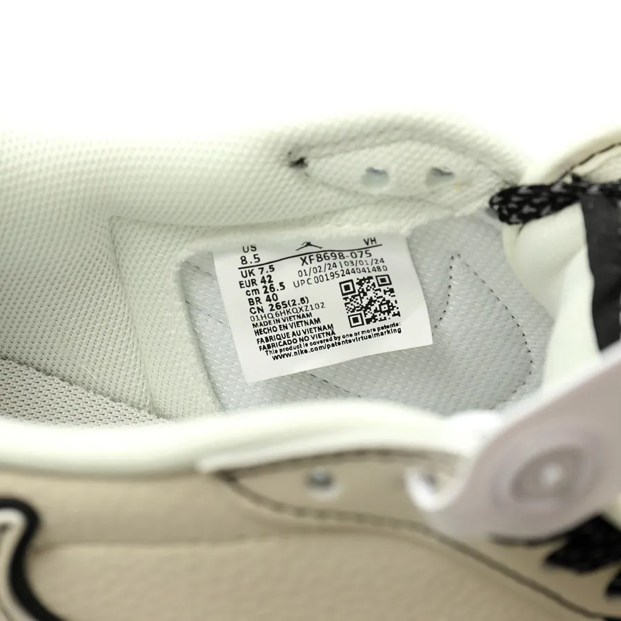 X Travis Scott x Air 1 Low OG Snake Print Sneaker