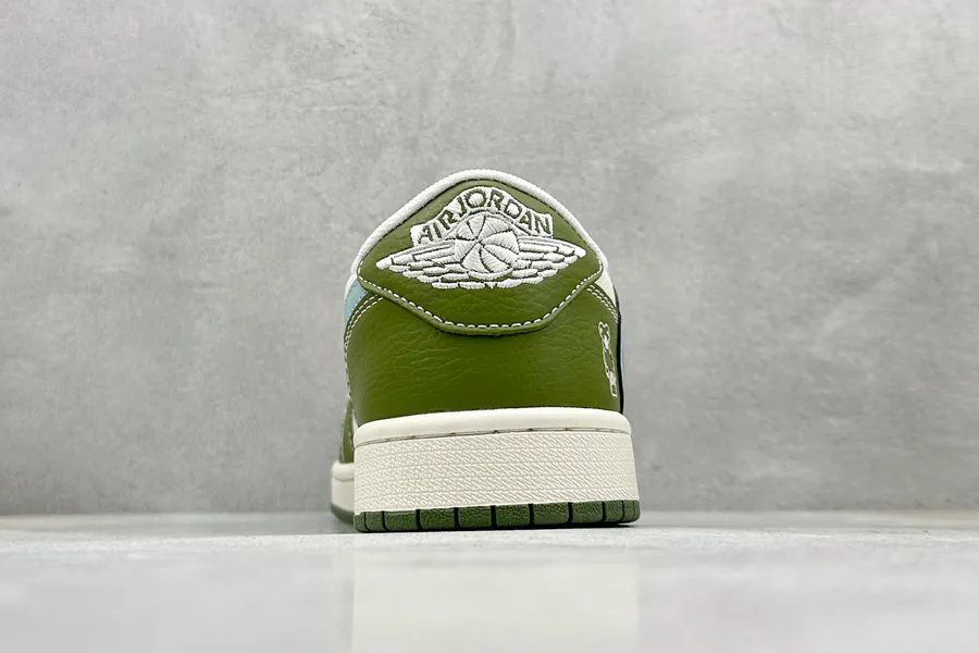 Travis Scott x Nike Air Jordan 1 Low Reverse White Green Swoosh