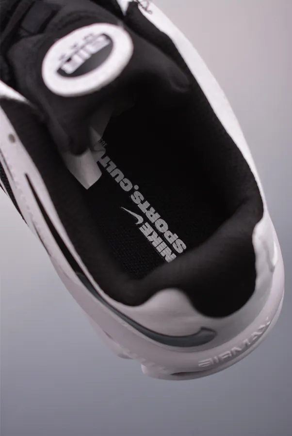 Nike Air Max Fire Retro Sole, Comfortable and Versatile Sneaker