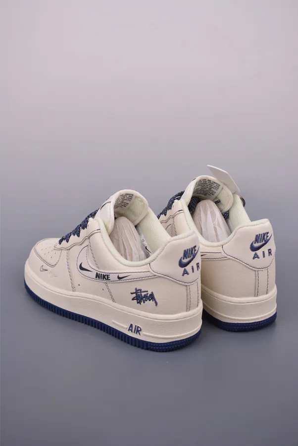 Nike Air Force 1 Low Company Edition