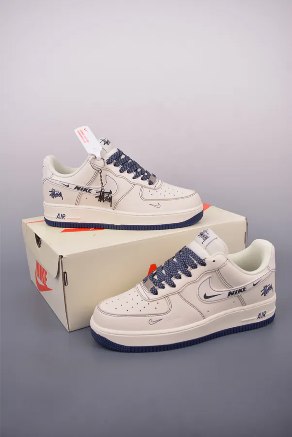 Nike Air Force 1 Low Company Edition