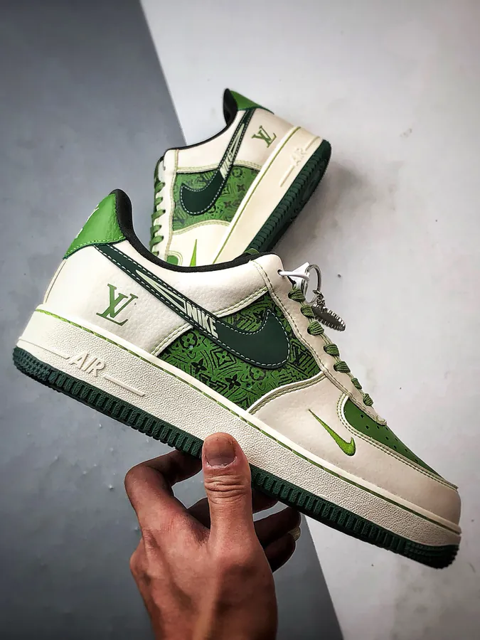 LV x Air Force 1 Low Classic Air Force Silhouette