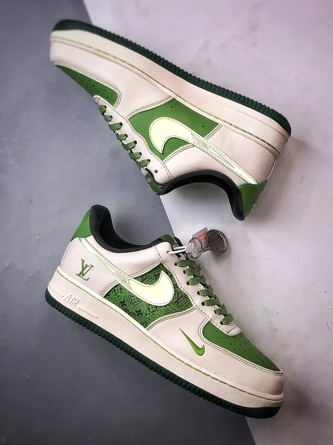 LV x Air Force 1 Low Classic Air Force Silhouette