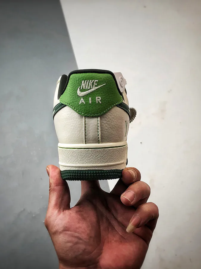 LV x Air Force 1 Low Classic Air Force Silhouette