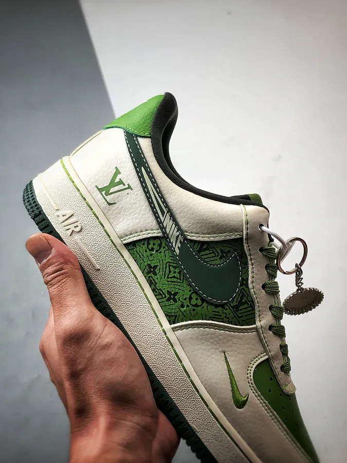 LV x Air Force 1 Low Classic Air Force Silhouette