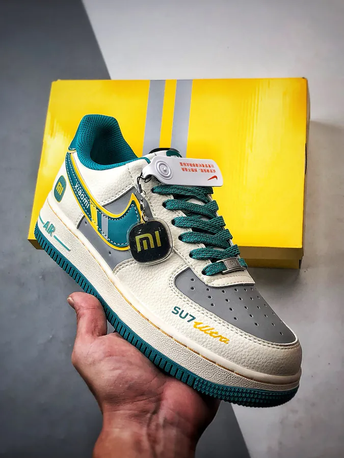 Air Force 1 Low by Nike Authentic Style, Original Box Accessories