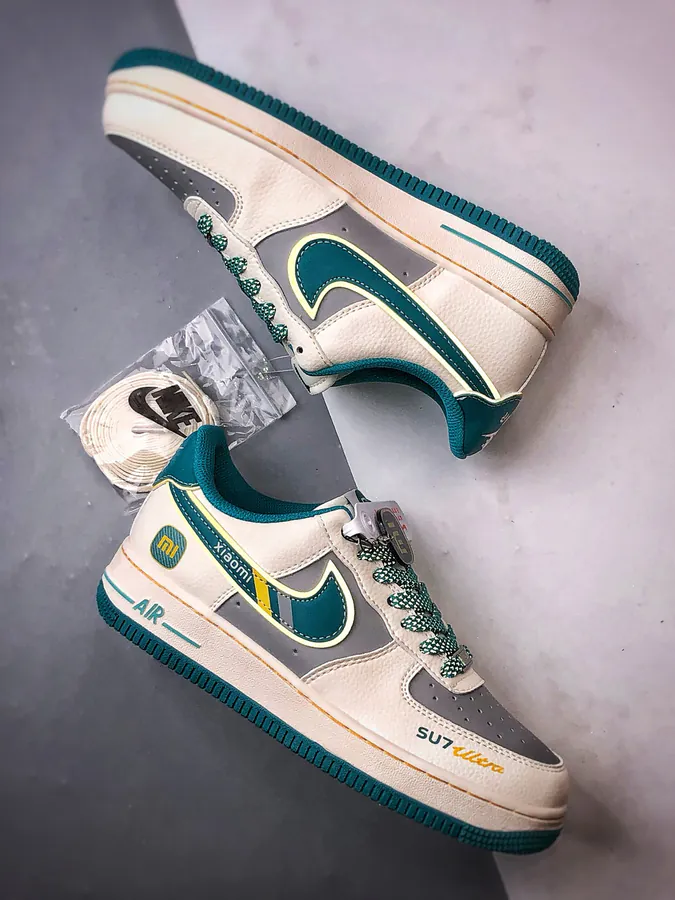 Air Force 1 Low by Nike Authentic Style, Original Box Accessories