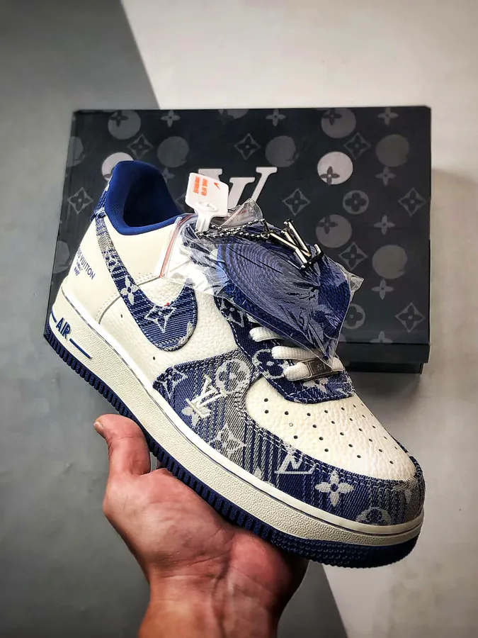 LV x Air Force 1 Low Classic Air Force Silhouette