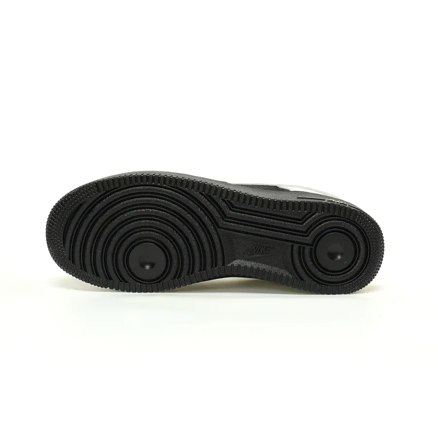 Air Force 107 Low 'Black Metallic Sier' Low Top Sneaker