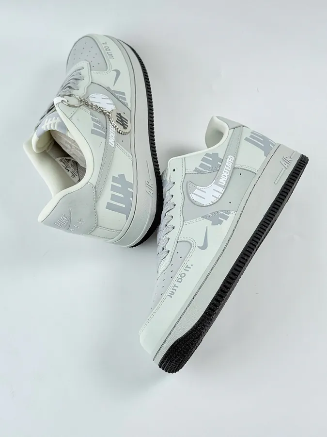 Nike Air Force 1 Low 07 x UNDEFEATED White Grey Swoosh